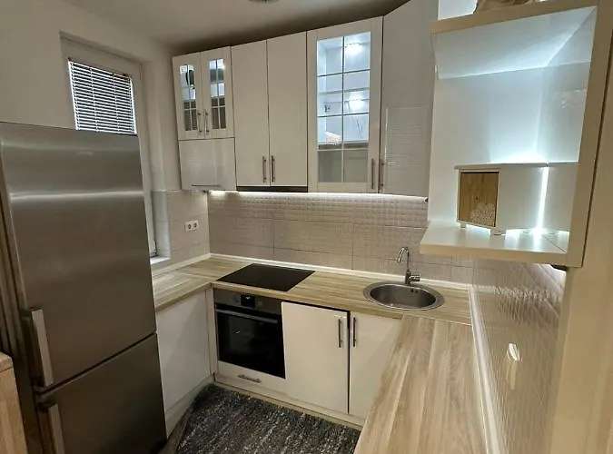 Central Luxury Suites